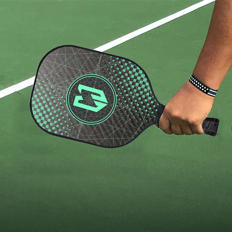 carbon pickleball paddle